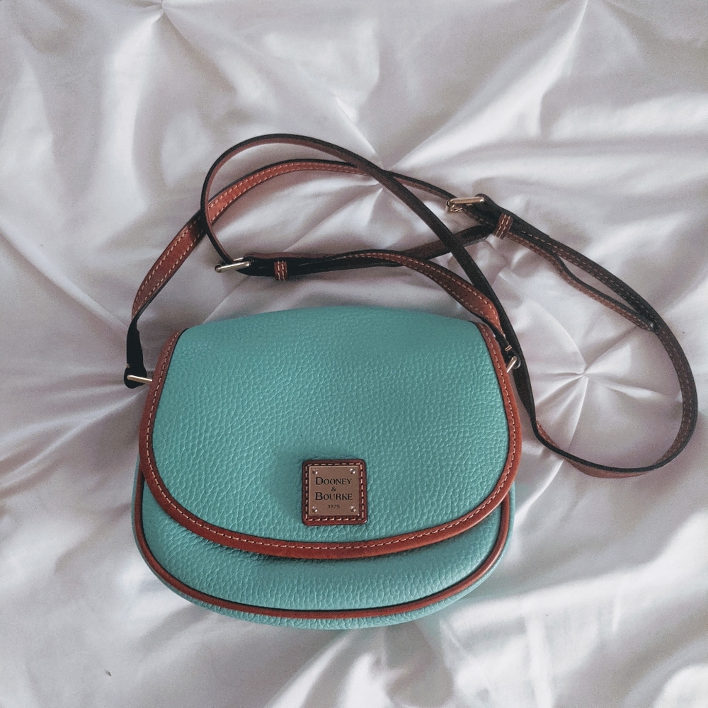 Dooney & Bourke Purse
